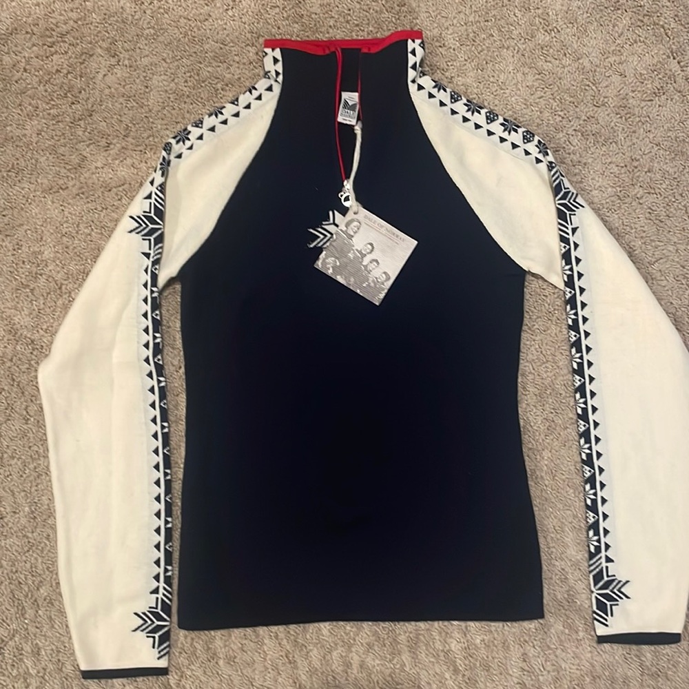 Dale of Norway sweater small
